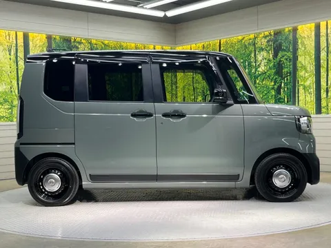 Honda N-BOX Joy