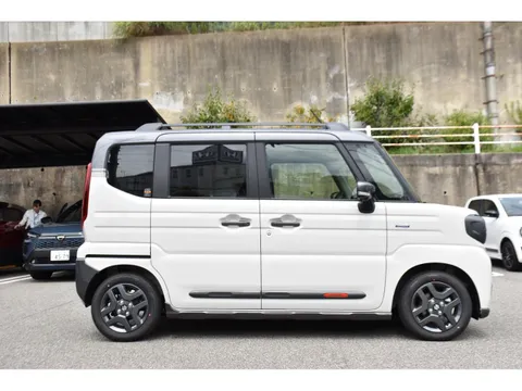 Suzuki Spacia Gear