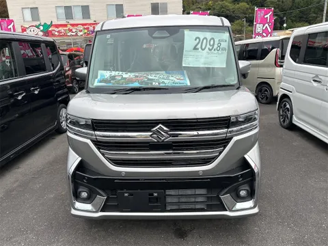 Suzuki Spacia Custom