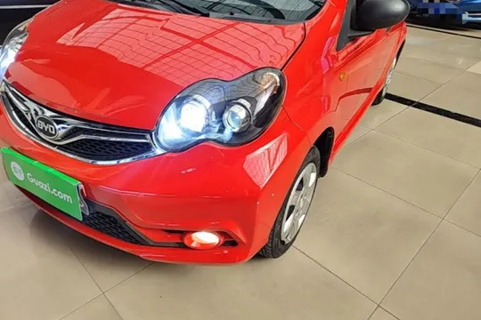 BYD F0