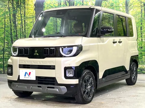 Mitsubishi Delica Mini