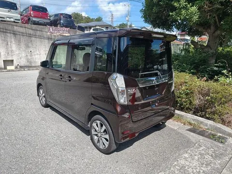Mitsubishi eK Space Custom