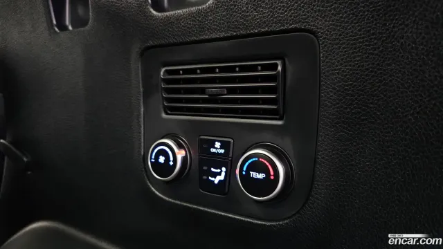 Hyundai Grand Santa Fe (Maxcruz)
