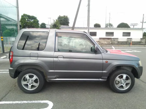 Nissan KIX