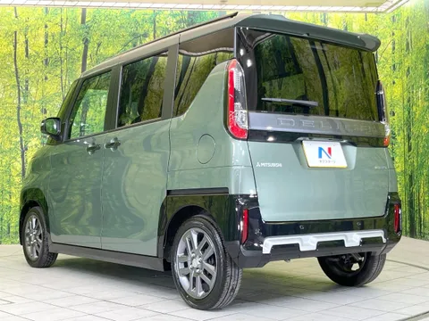 Mitsubishi Delica Mini