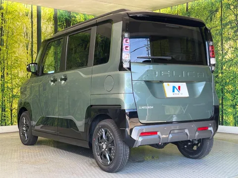 Mitsubishi Delica Mini