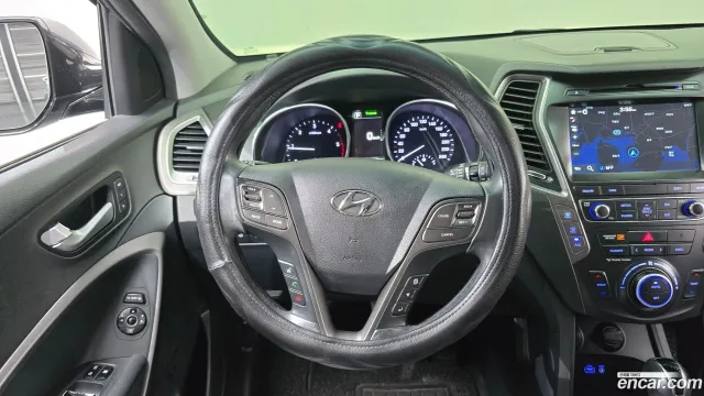 Hyundai Grand Santa Fe (Maxcruz)