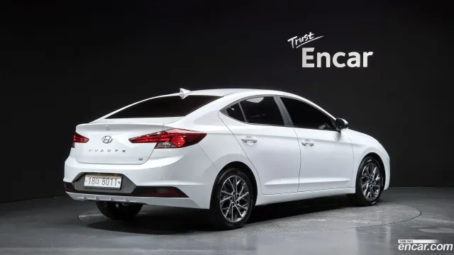 Hyundai Elantra (Avante)