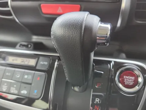 Honda N-BOX Slash
