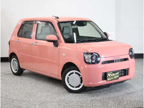 Daihatsu Mira Tocot