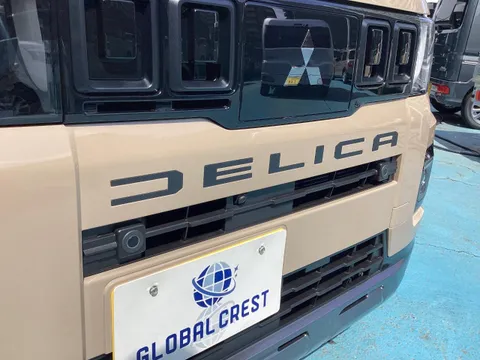 Mitsubishi Delica Mini