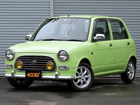 Daihatsu Mira Gino