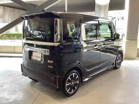 Suzuki Spacia Custom