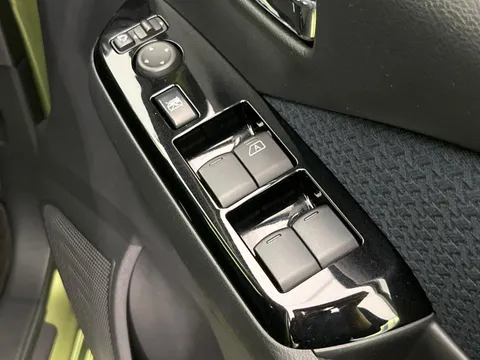Mitsubishi eK X