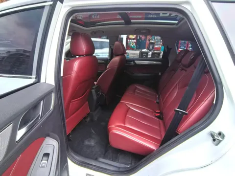 Roewe RX5