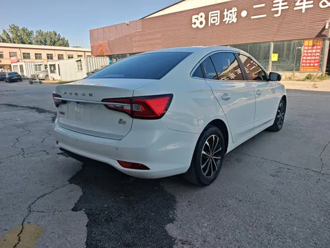Roewe i5