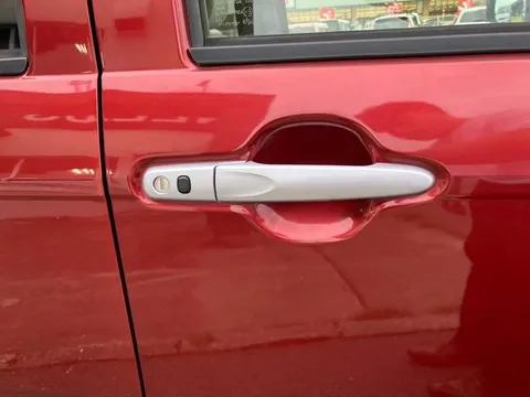 Daihatsu Mira Tocot