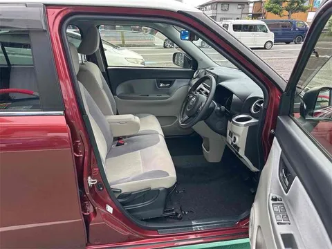 Toyota Pixis Joy