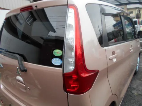 Mitsubishi eK Wagon