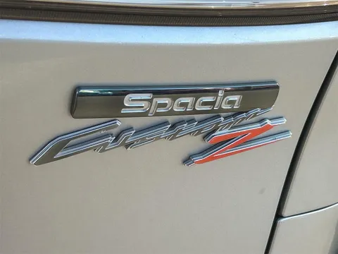 Suzuki Spacia Custom Z