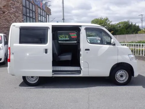 Toyota TownAce Van