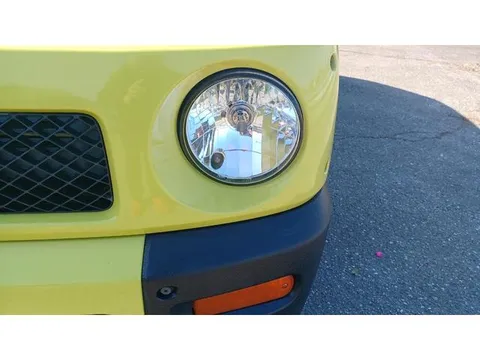 Daihatsu Naked