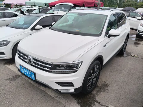 Volkswagen Tiguan L