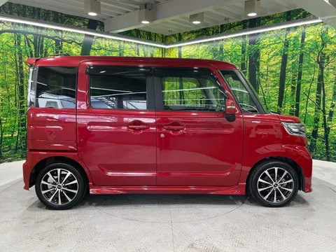 Suzuki Spacia Custom