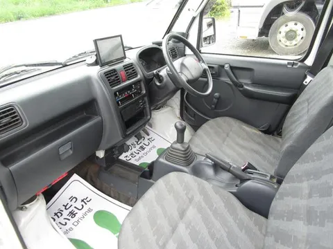 Mazda Scrum Truck