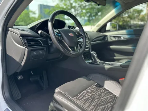 Cadillac ATS-L