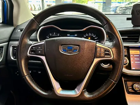 Geely Emgrand GS