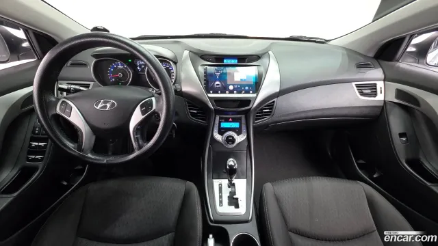 Hyundai Elantra (Avante)