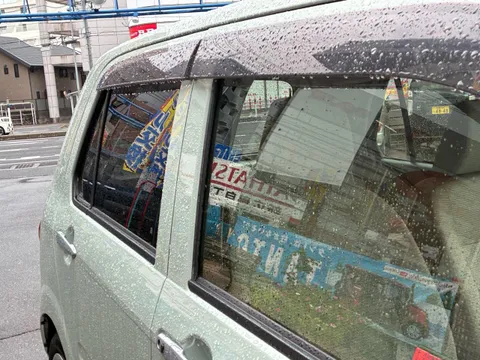 Daihatsu Mira Tocot