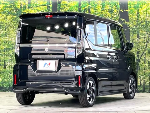 Suzuki Spacia Custom