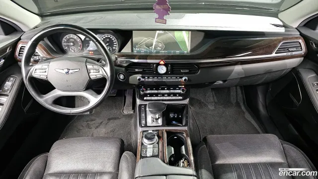 Genesis G90 (EQ900)