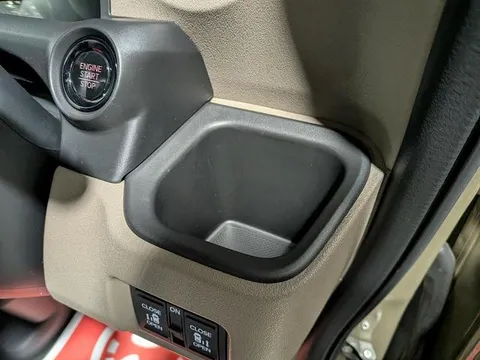 Honda N-BOX Joy