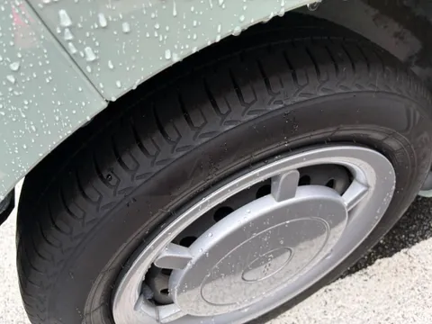 Daihatsu Mira Tocot