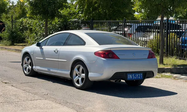 Peugeot 407