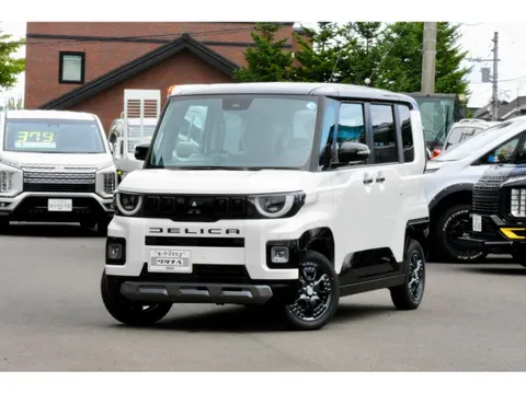 Mitsubishi Delica Mini