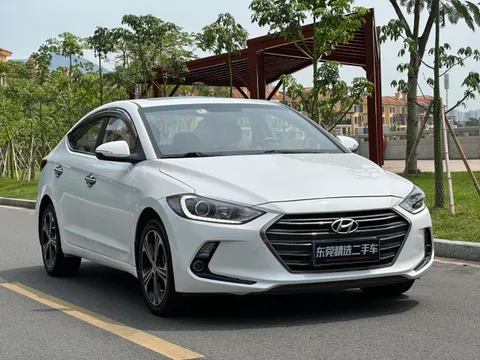 Hyundai Elantra (Avante)