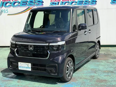 Honda N-BOX Custom