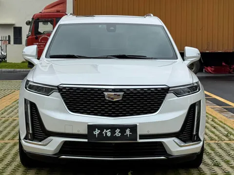 Cadillac XT6