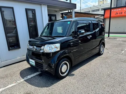 Honda N-BOX Slash
