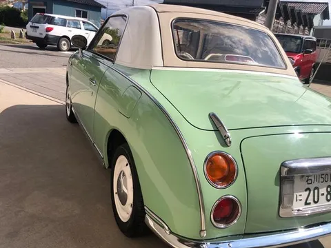 Nissan Figaro