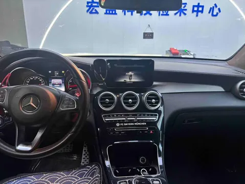 Mercedes-Benz Mercedes-Benz GLC