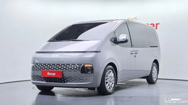 Hyundai Staria