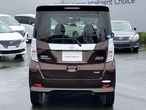 Nissan Dayz Roox