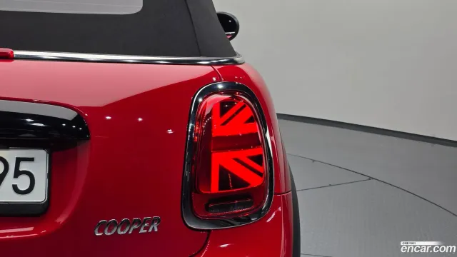 MINI Cooper Convertible