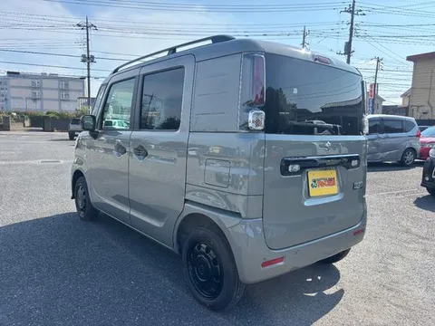 Suzuki Spacia Base