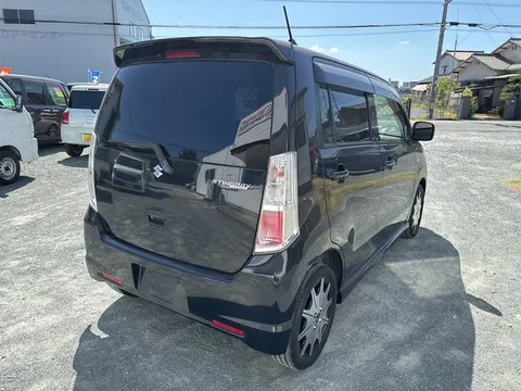 Suzuki Wagon R Stingray